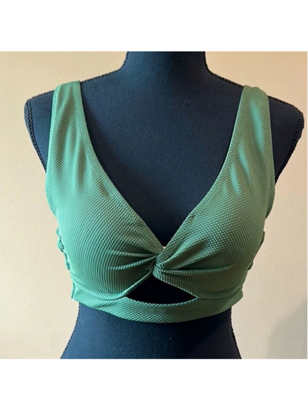 Shade & Shore Green Bikini Top 34C